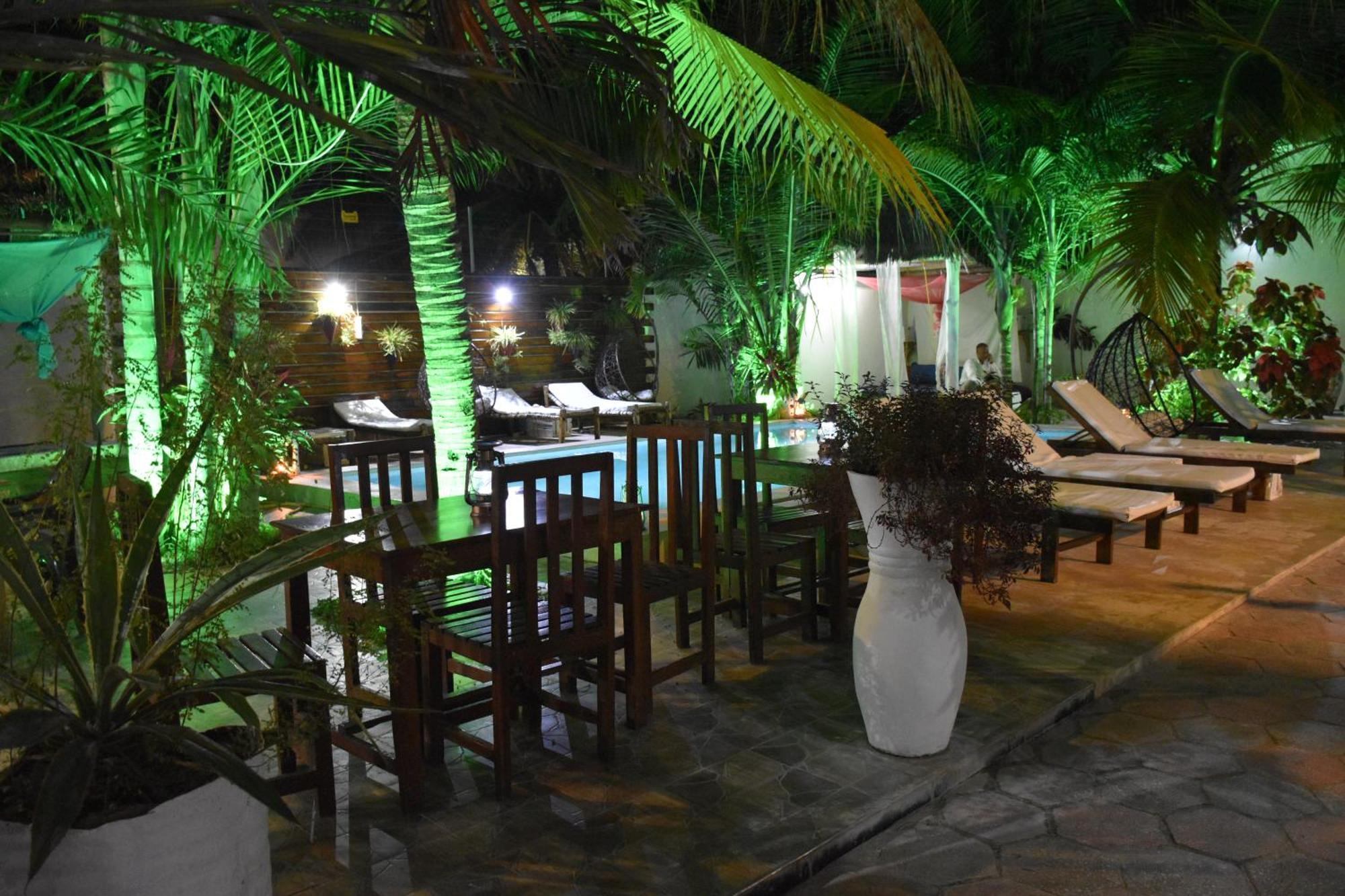 Cezere The Palm Hotel Paje Ngoại thất bức ảnh